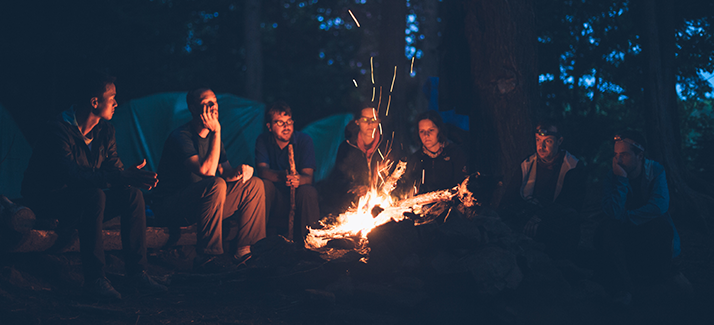 Bever guide: zo bouw je een kampvuur