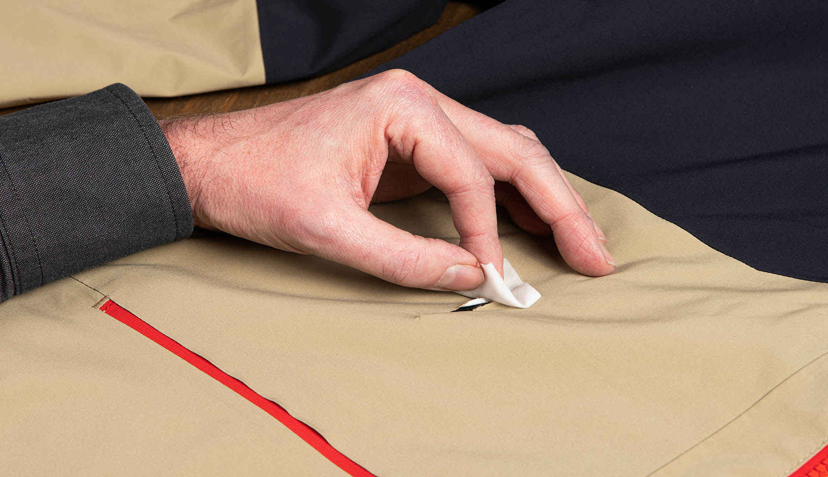 hand dept jas schoon met alcoholisch doekje